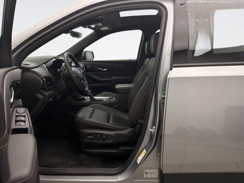 Used 2023 Chevrolet Traverse RS AWD/4WD image 8