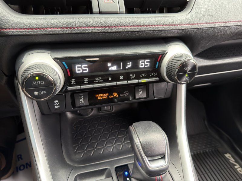 Used 2021 Toyota RAV4 Prime SE AWD/4WD image 17