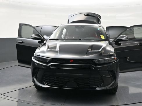 Used 2024 Dodge Hornet GT Plus w/ GT Blacktop Package AWD/4WD image 33