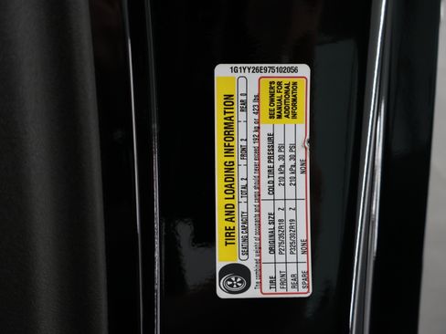 Used 2007 Chevrolet Corvette Z06 w/ Preferred Equipment Group RWD image 43