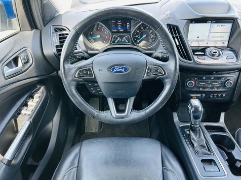 Used 2019 Ford Escape Titanium FWD image 12