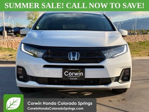 New 2026 Honda Odyssey Touring image 2