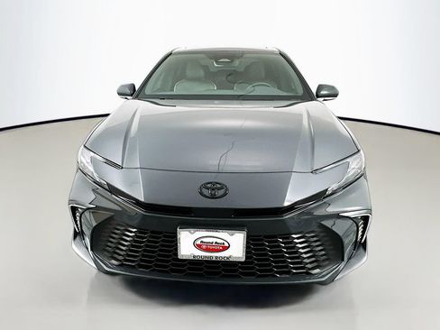 Used 2026 Toyota Camry SE w/ Convenience Package FWD image 2