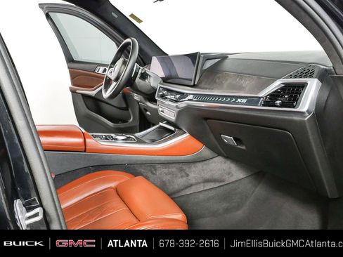 Used 2024 BMW X5 xDrive40i w/ M Sport Package AWD/4WD image 23