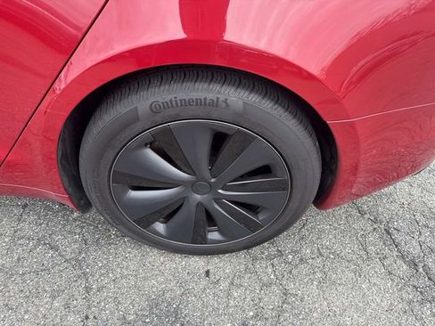 Used 2021 Tesla Model S Plaid image 12