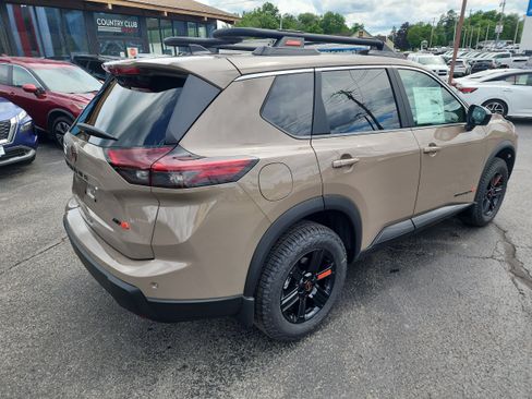 New 2026 Nissan Rogue SV AWD/4WD image 8