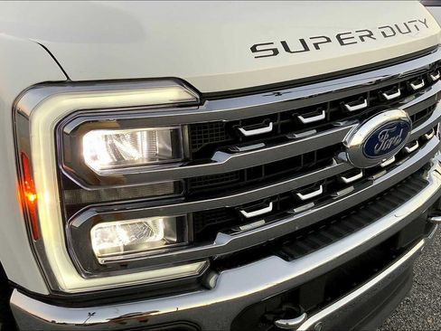 Certified 2024 Ford F250 Lariat w/ Lariat Ultimate Package image 27