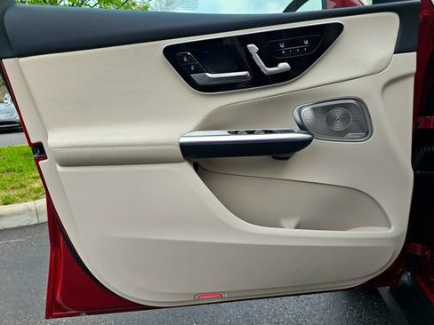 New 2026 Mercedes-Benz GLC 300 4MATIC image 19