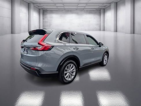 Used 2023 Honda CR-V EX image 5