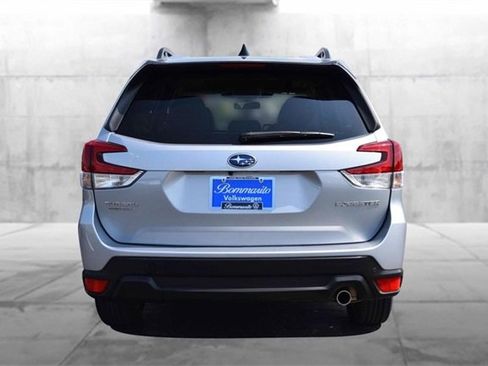 Used 2024 Subaru Forester Limited image 6