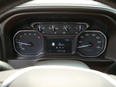 Used 2019 GMC Sierra 1500 SLT w/ SLT Premium Plus Package AWD/4WD image 21