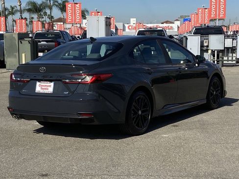 Certified 2026 Toyota Camry SE w/ Convenience Package image 42