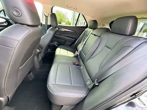 Certified 2023 Buick Envision Essence AWD/4WD image 23