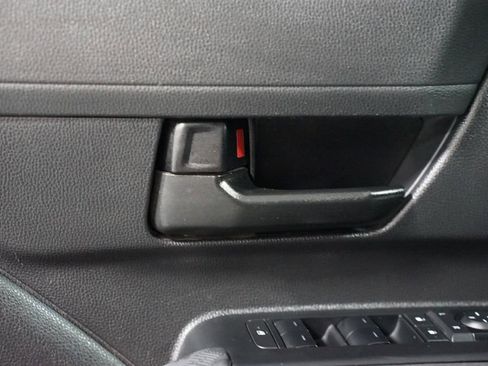 Certified 2024 Toyota Tacoma SR5 image 33