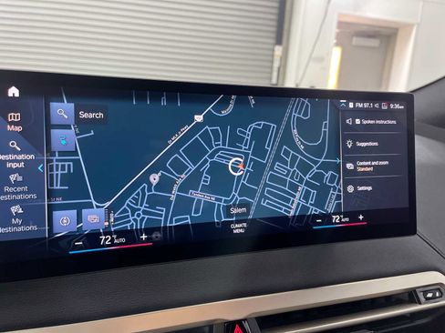 Used 2023 BMW iX xDrive50 w/ Sport Package image 19