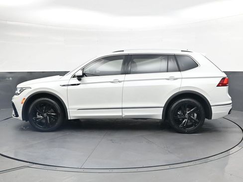 Used 2023 Volkswagen Tiguan SEL R-Line AWD/4WD image 7
