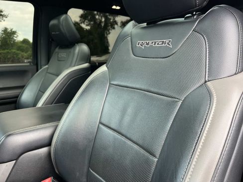 Used 2018 Ford F150 Raptor w/ Equipment Group 802A Luxury AWD/4WD image 34