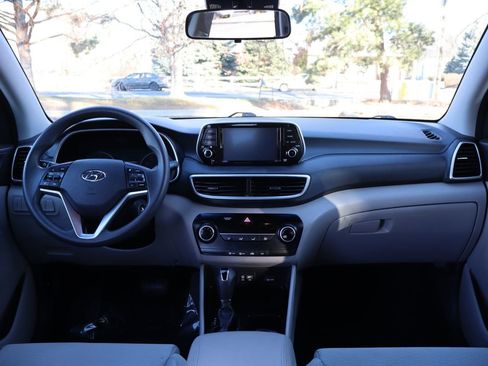 Used 2019 Hyundai Tucson SE image 16