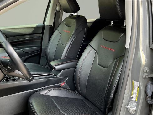 Used 2022 Jeep Compass Trailhawk w/ Trailhawk Elite Group AWD/4WD image 21