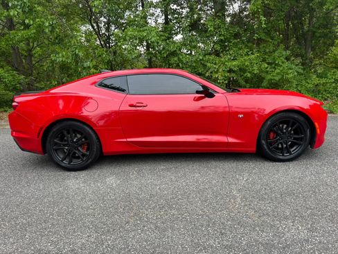 Used 2022 Chevrolet Camaro LS RWD image 3