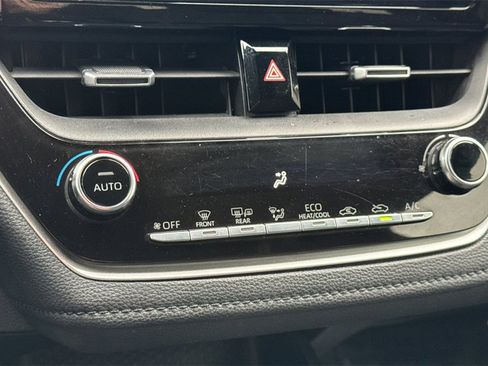 Used 2021 Toyota Corolla SE image 22