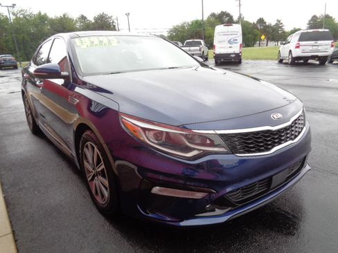 Used 2020 Kia Optima Premium FWD image 4