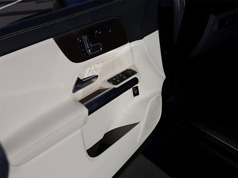 New 2026 Mercedes-Benz GLA 250 4MATIC image 25