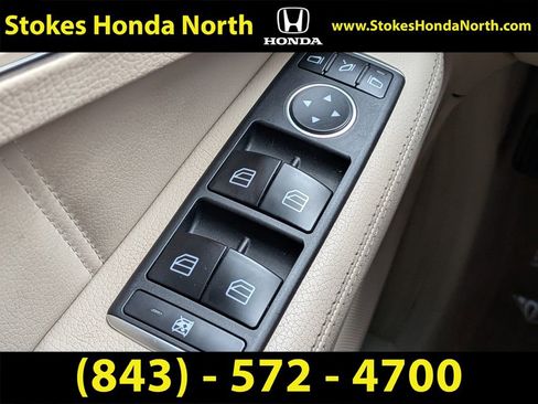 Used 2014 Mercedes-Benz E 350 Sedan image 25