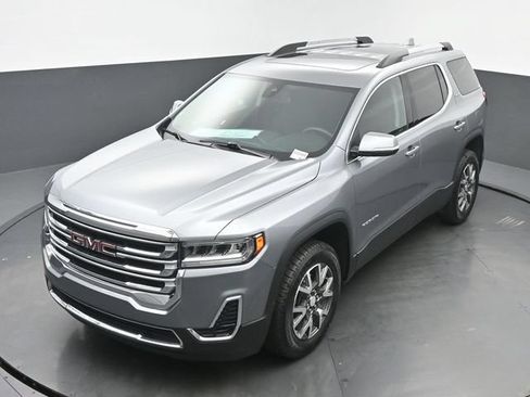 Used 2023 GMC Acadia SLE w/ Driver Convenience Package FWD image 40
