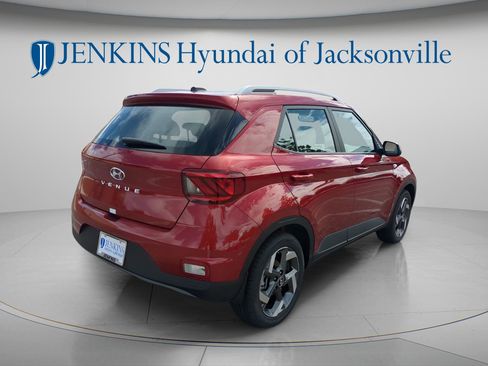 New 2026 Hyundai Venue SEL FWD image 3