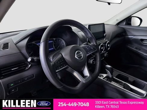 Used 2021 Nissan Sentra SV FWD image 11