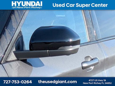 Used 2023 Ford Explorer XLT w/ Equipment Group 202A image 11