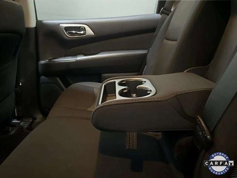 Used 2019 Nissan Pathfinder SV image 72
