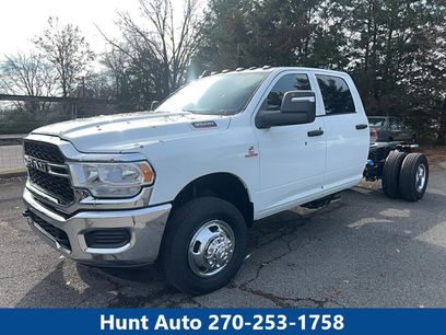 New 2024 RAM 3500 Tradesman w/ Chrome Appearance Group