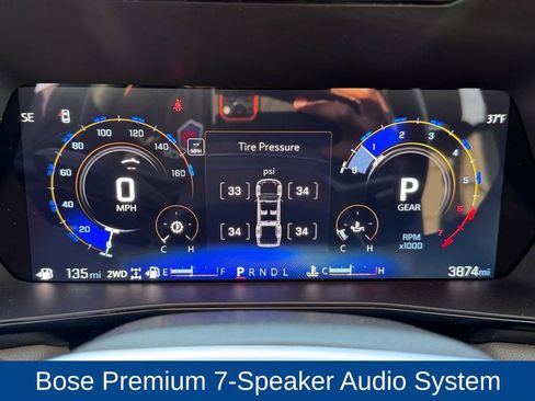 Used 2025 Chevrolet Colorado ZR2 w/ Technology Package image 16