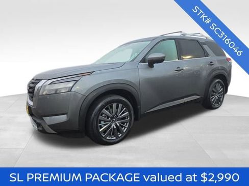 New 2025 Nissan Pathfinder SL w/ SL Premium Package image 3