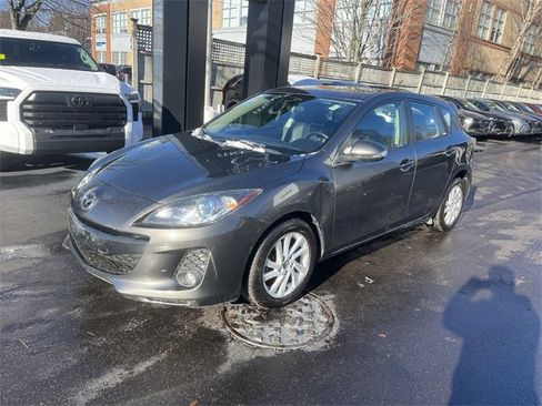 Used 2013 MAZDA MAZDA3 i Grand Touring image 1