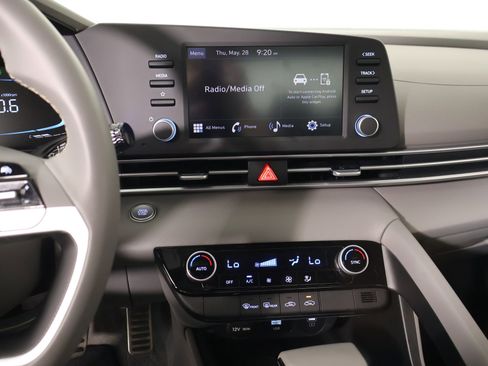 Certified 2026 Hyundai Elantra Sport FWD image 5