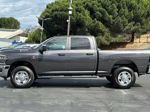New 2026 RAM 2500 Tradesman AWD/4WD image 7