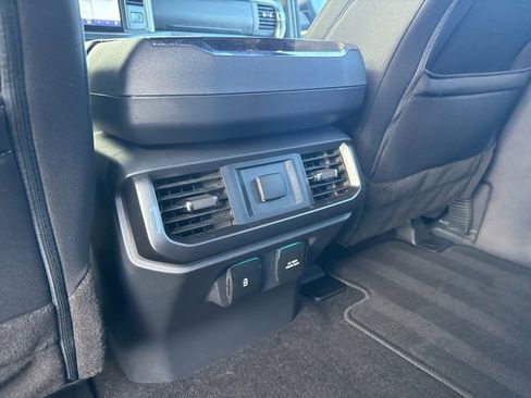 Certified 2022 Ford F150 XLT w/ Equipment Group 302A High image 20