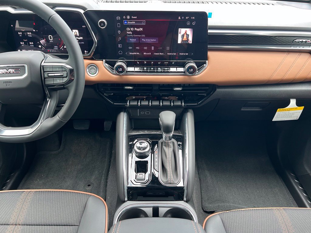 New 2026 GMC Canyon AT4 AWD/4WD image 14