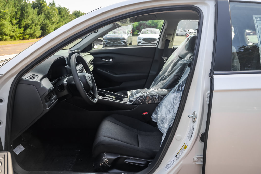 New 2026 Honda Accord LX image 13