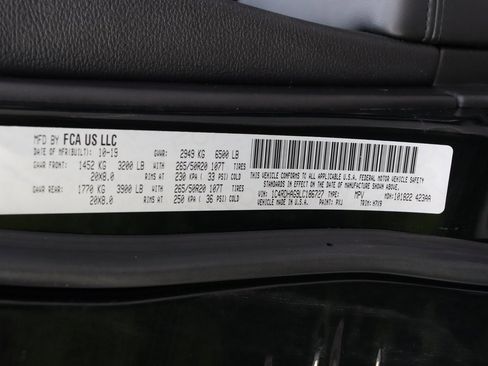 Used 2020 Dodge Durango SXT image 41