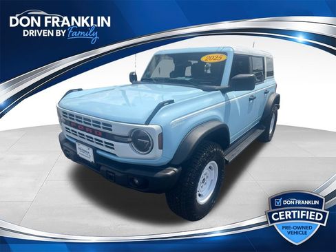Used 2025 Ford Bronco Heritage Edition AWD/4WD image 1