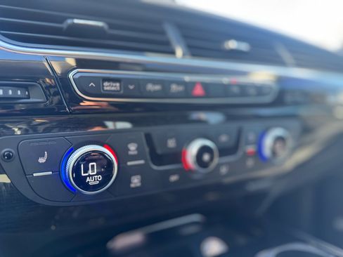 Used 2018 Audi Q7 3.0T Premium Plus w/ Premium Plus Package image 48