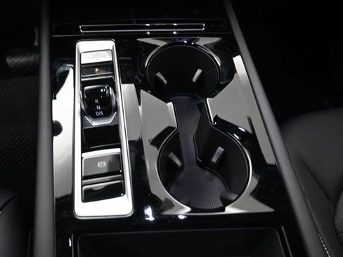 New 2026 Volkswagen Atlas SEL image 9