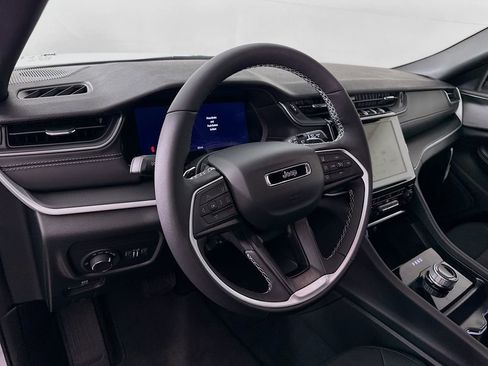 New 2026 Jeep Grand Cherokee L Laredo AWD/4WD image 13