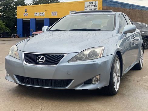 Used 2007 Lexus IS 250 RWD image 2