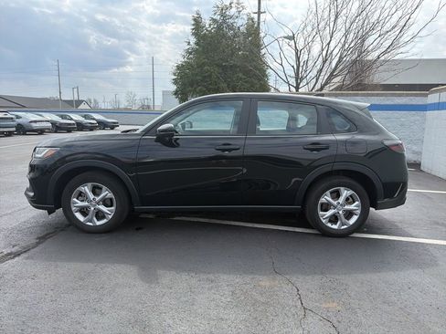 Used 2025 Honda HR-V LX image 2