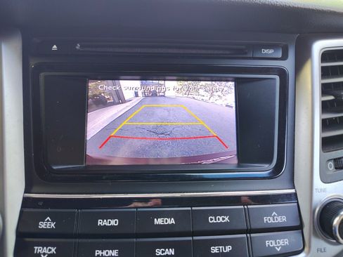 Used 2018 Hyundai Tucson SE w/ Cargo Package FWD image 16